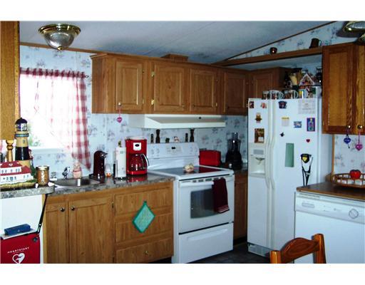 158 Kay Road Harrisville, PA 16038 - Photo 5 of 14 Kitchen.