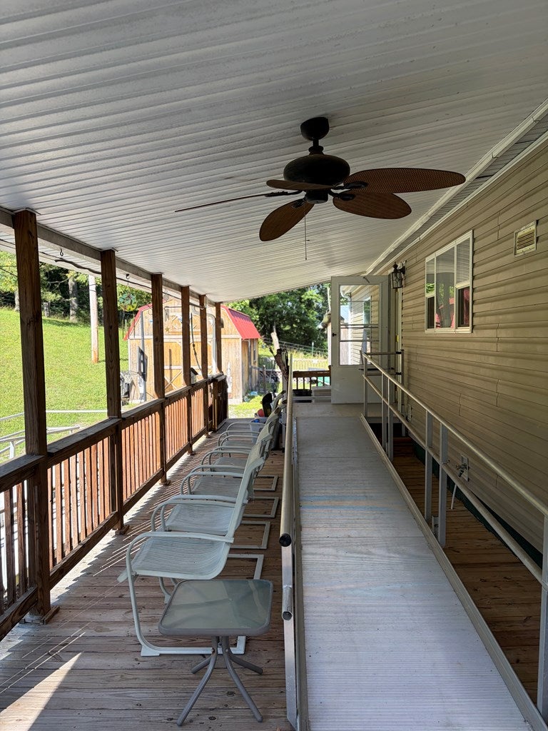 1615 Myrtle Road Tazewell, VA 24651 - Photo 12 of 24 Gallery Image 12