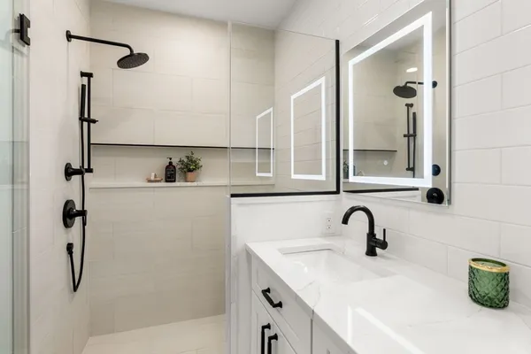 $1,100,000 | 16 Franklin Street, Unit 2401, Salem, MA 01970