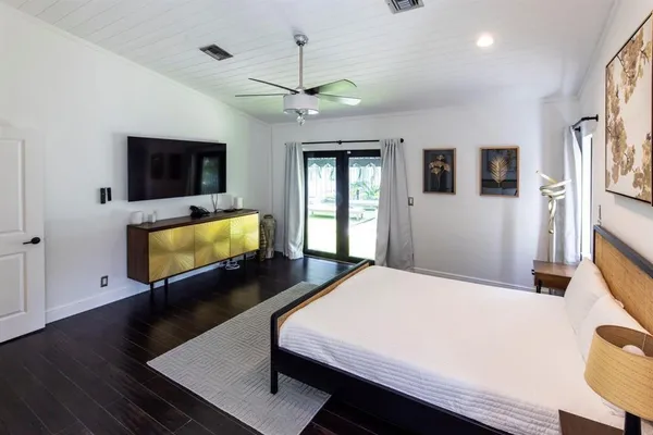 $10,500 | 222 North Tradewinds Avenue, Lauderdale-by-the-Sea, FL 33308