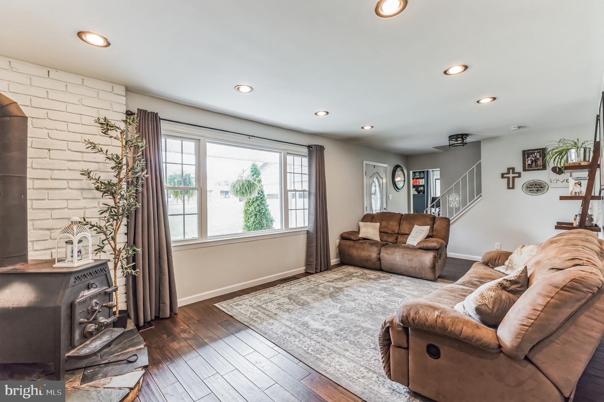 326 Wilson Road Turnersville, NJ 08012 - Photo 5 of 32