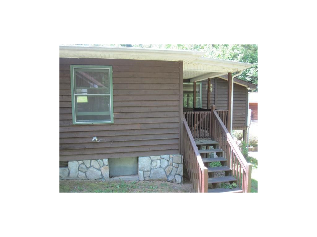 179 Wells Road Trade, TN 37691 - Photo 3 of 24 Photo 3