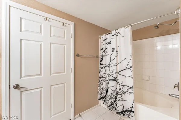 $1,795 | 2000 Quartz Cliff Street, Unit 106, Las Vegas, NV 89117