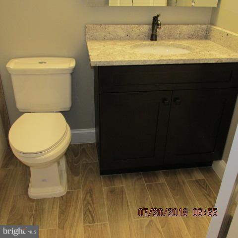 8704 Redman Street Springfield, VA 22153 - Photo 22 of 30 Bath