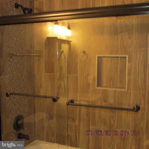8704 Redman Street Springfield, VA 22153 - Photo 23 of 30 Bath