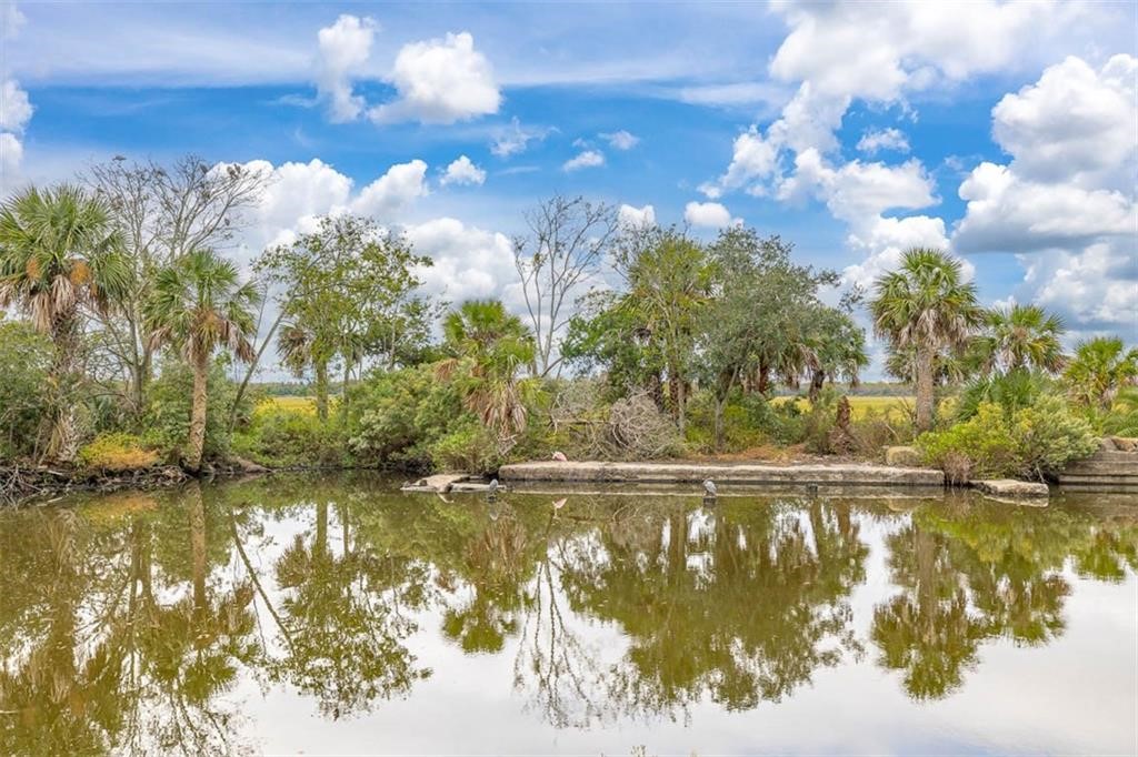 4030 Riverside Drive Brunswick, GA 31520 - Photo 5 of 44