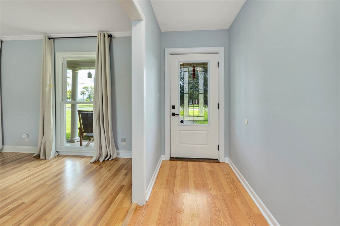 4030 Riverside Drive Brunswick, GA 31520 - Photo 7 of 44