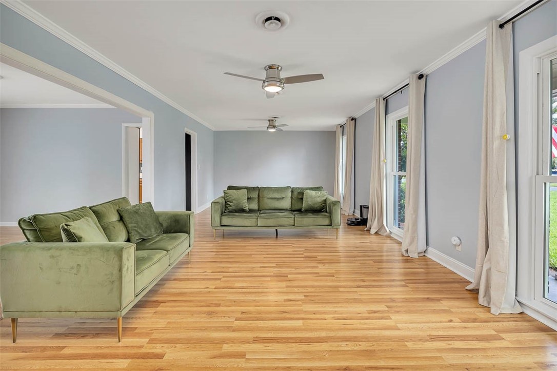 4030 Riverside Drive Brunswick, GA 31520 - Photo 8 of 44