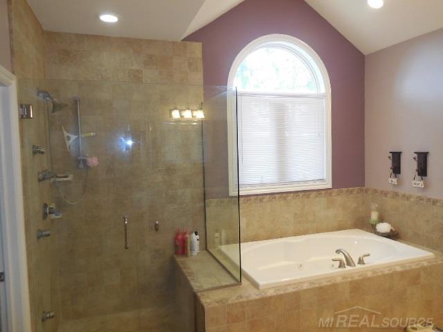 371 Hunters Ridge Ortonville, MI 48462 - Photo 27 of 53