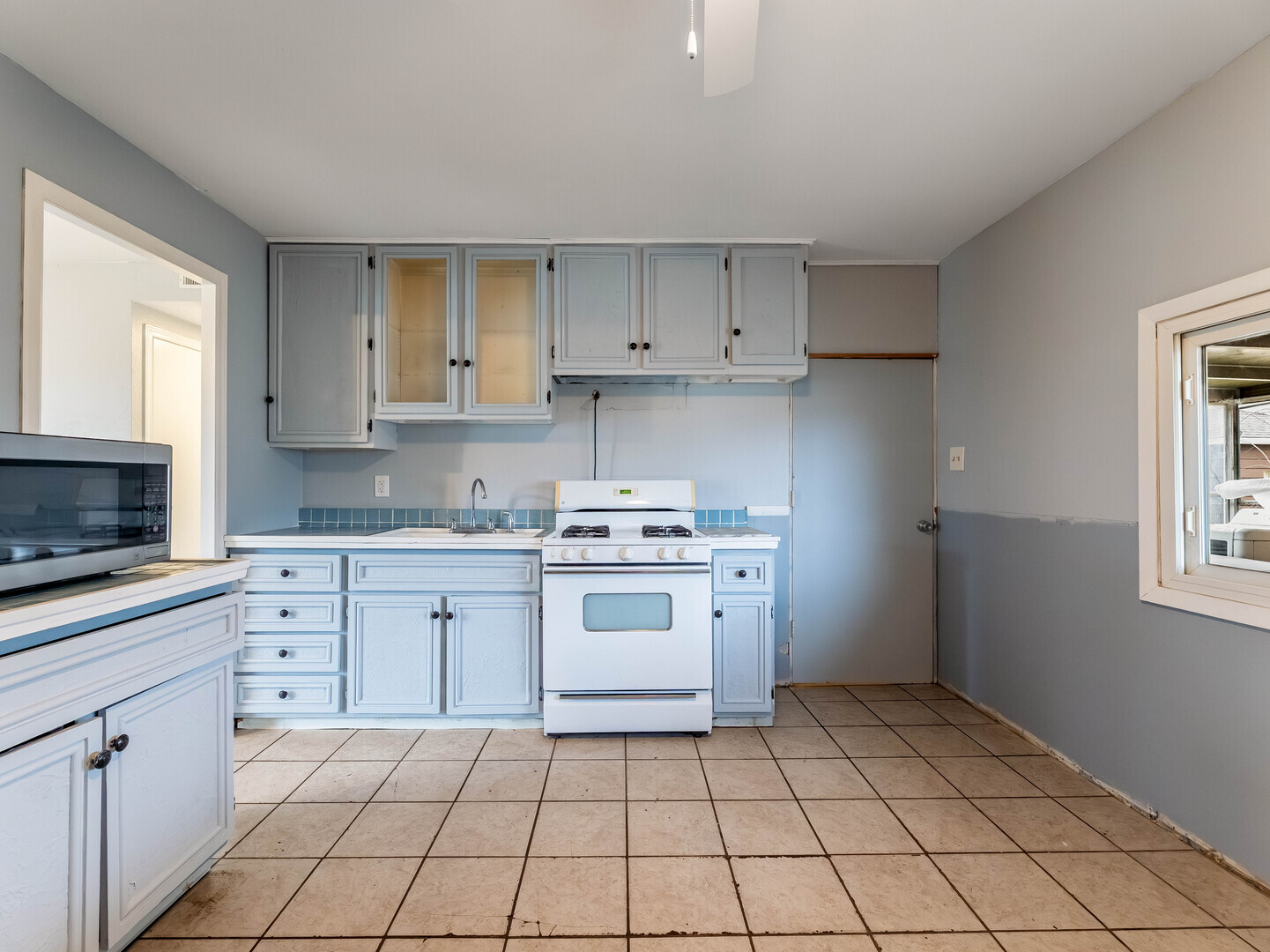 344 Emery Avenue Romeoville, IL 60446 - Photo 5 of 12