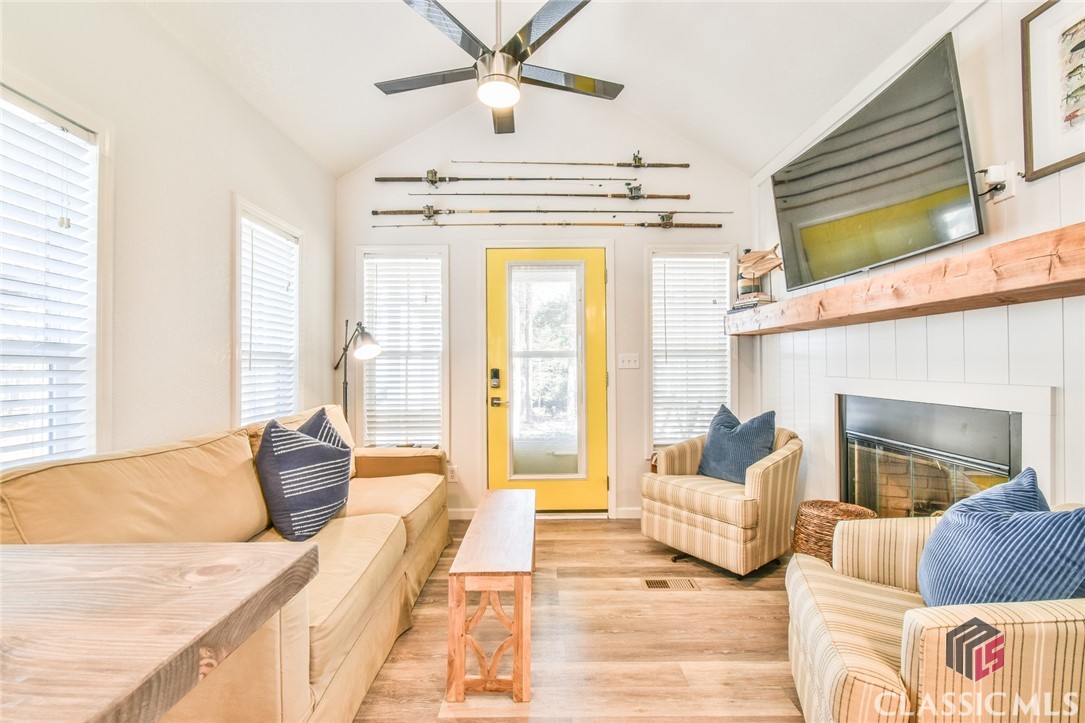 1285 Elrod Ferry Road Hartwell, GA 30643 - Photo 9 of 26 Gallery Image 9