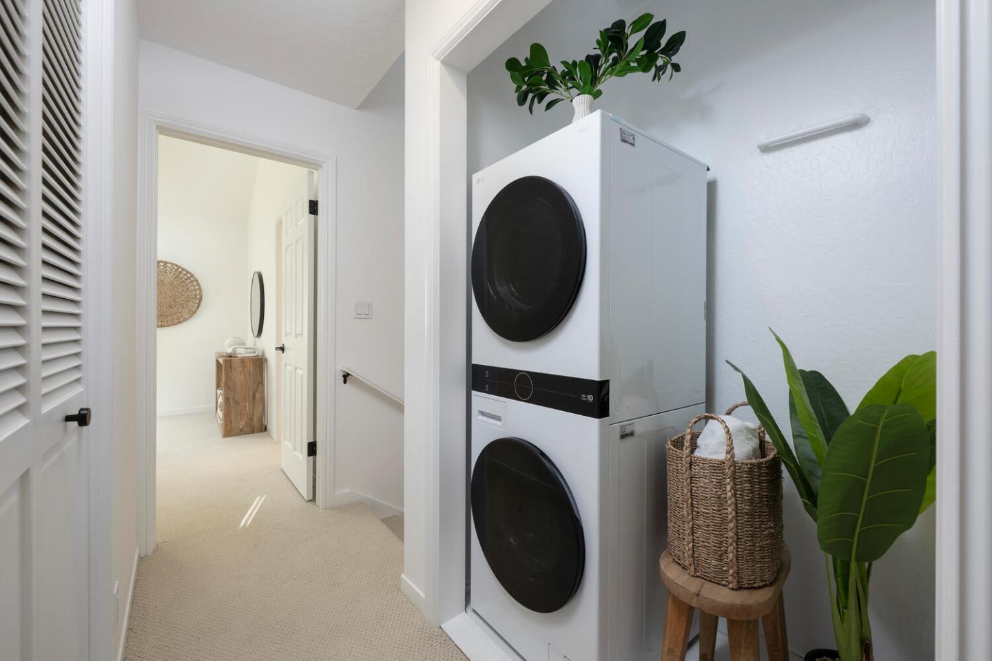 733 Fairfield Road, Unit 10 Burlingame, CA 94010 - Photo 24 of 34