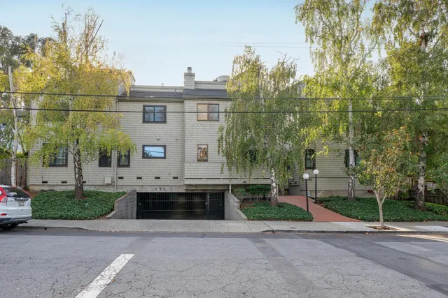 $1,200,000 | 733 Fairfield Road, Unit 10, Burlingame, CA 94010