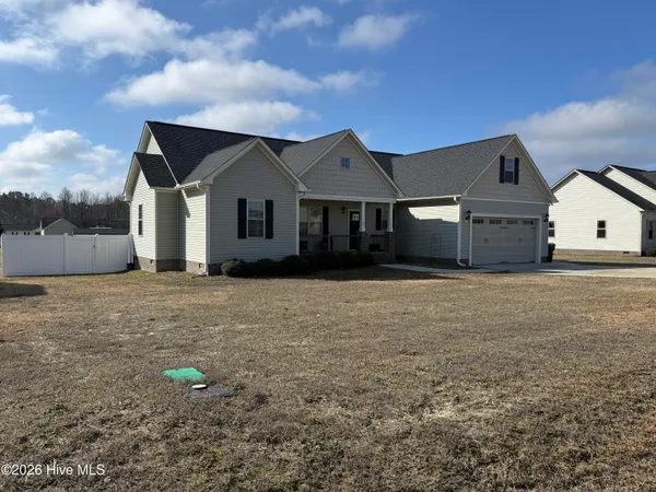 $399,900 | 41 Clipper Lane, Smithfield, NC 27577