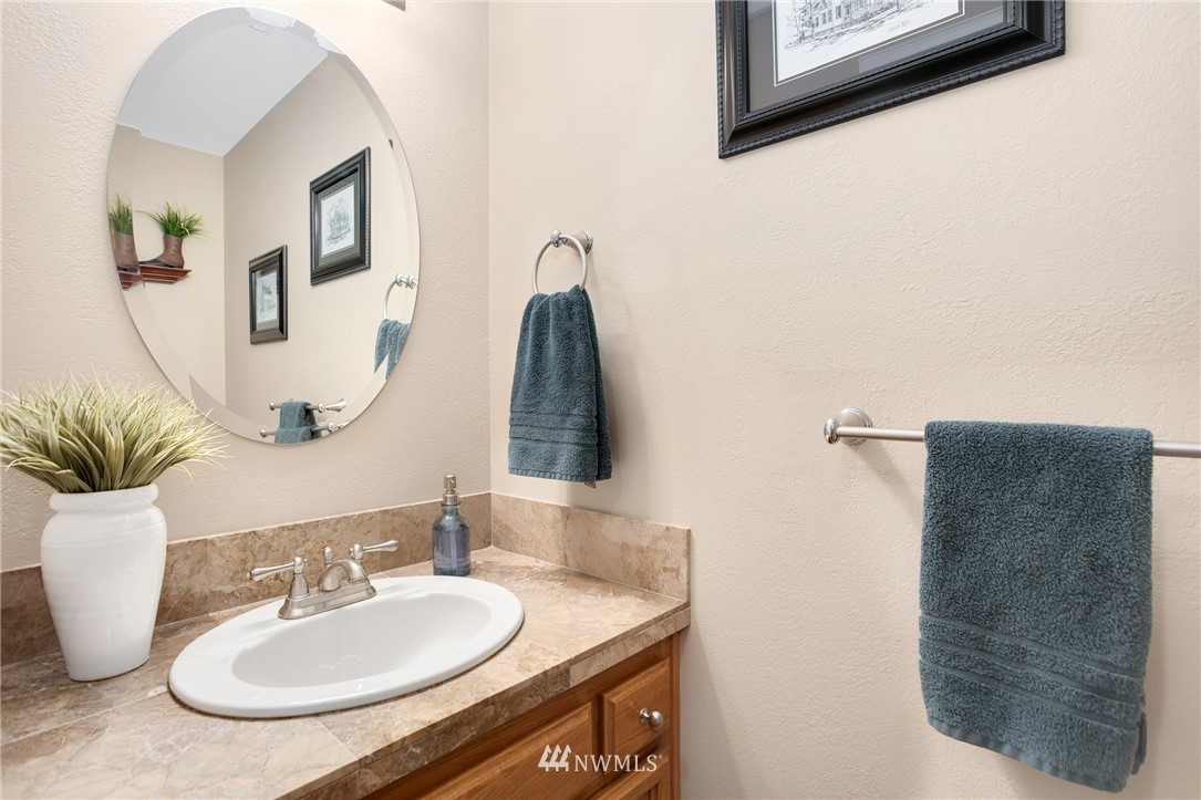 1084 Goat Trail Loop Road Mukilteo, WA 98275 - Photo 12 of 25 Gallery Image 12