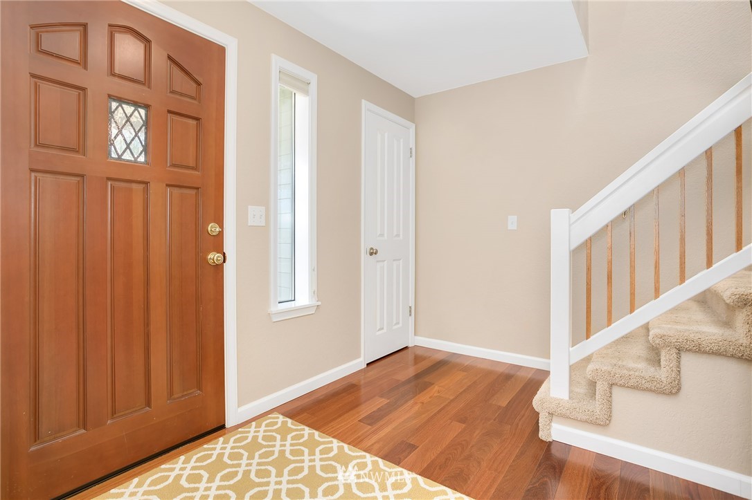 1084 Goat Trail Loop Road Mukilteo, WA 98275 - Photo 13 of 25 Gallery Image 13