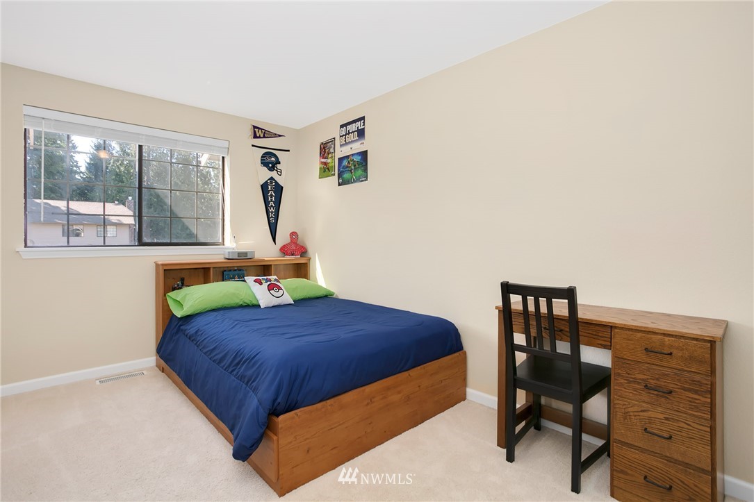 1084 Goat Trail Loop Road Mukilteo, WA 98275 - Photo 15 of 25 Gallery Image 15