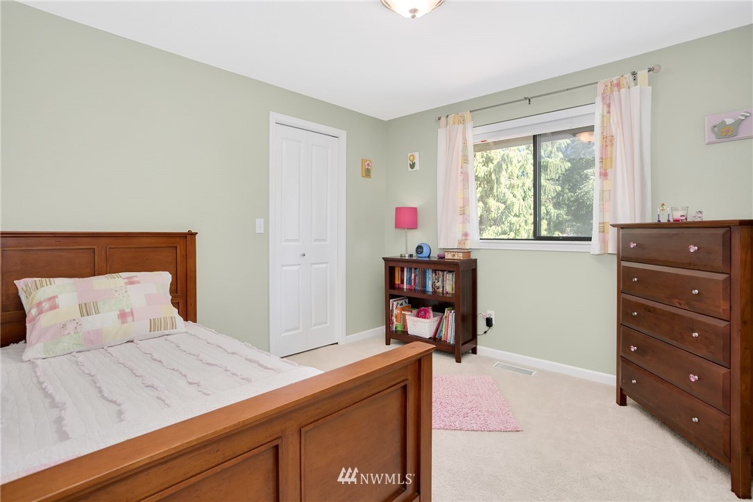 1084 Goat Trail Loop Road Mukilteo, WA 98275 - Photo 16 of 25 Gallery Image 16