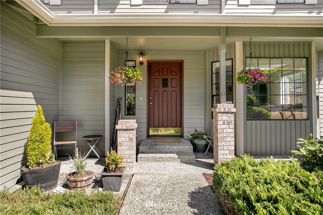 1084 Goat Trail Loop Road Mukilteo, WA 98275 - Photo 3 of 25 Gallery Image 3
