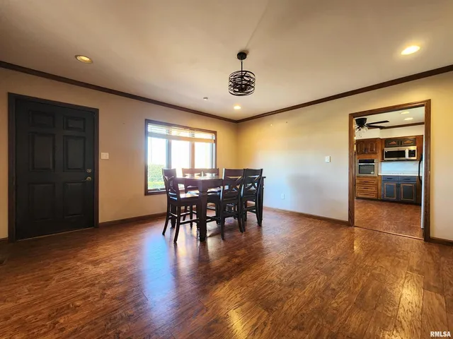 $189,900 | 325 Butler Road, Harrisburg, IL 62946