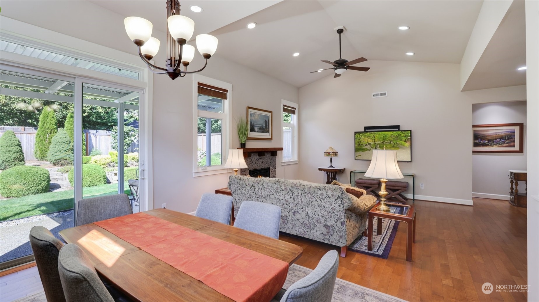6310 Northeast 1st Street Renton, WA 98059 - Photo 11 of 35