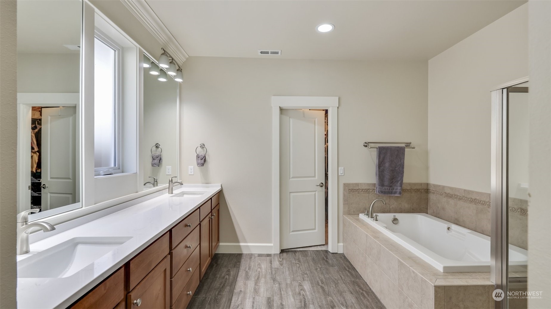 6310 Northeast 1st Street Renton, WA 98059 - Photo 15 of 35