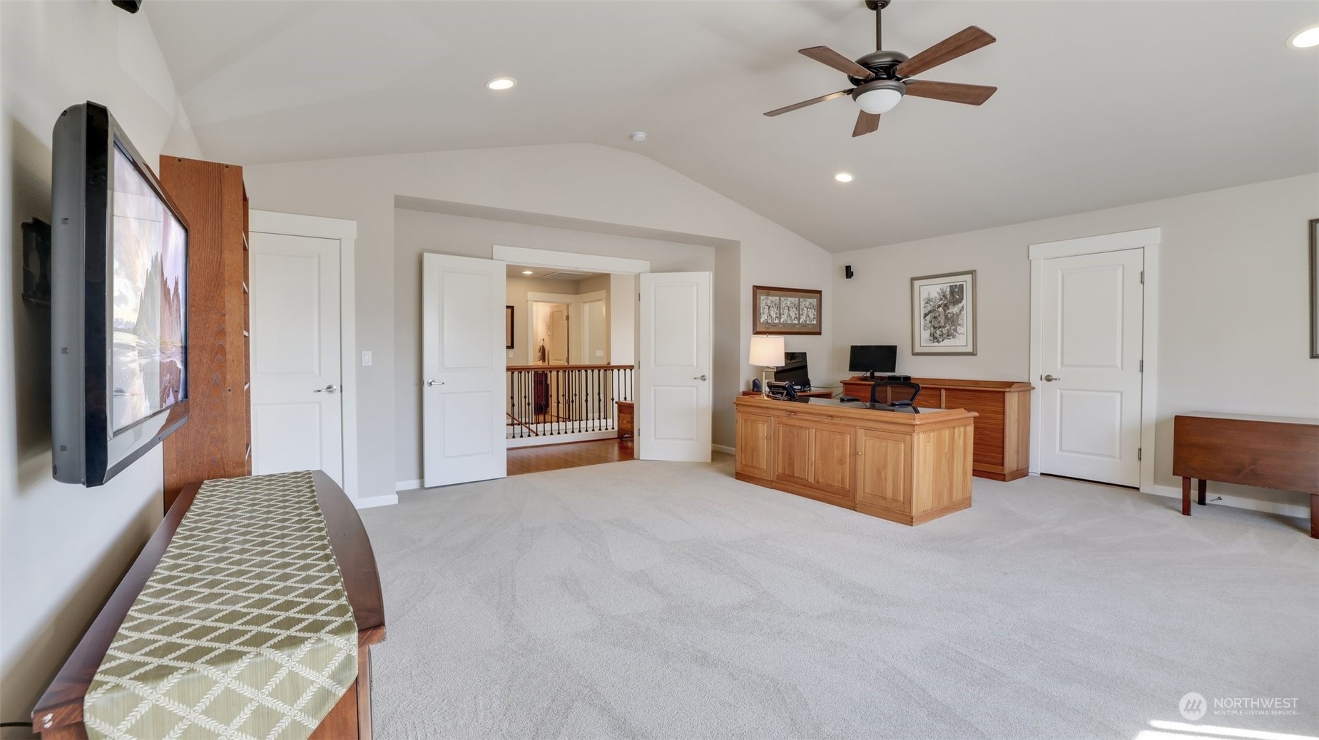 6310 Northeast 1st Street Renton, WA 98059 - Photo 21 of 35