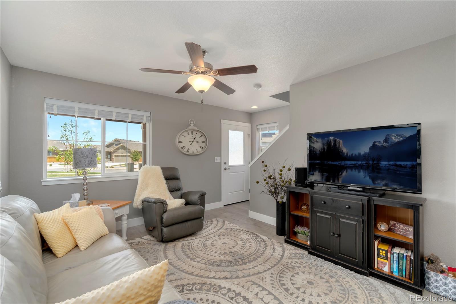 617 Country Rd Trail Berthoud, CO 80513 - Photo 6 of 19 Gallery Image 6