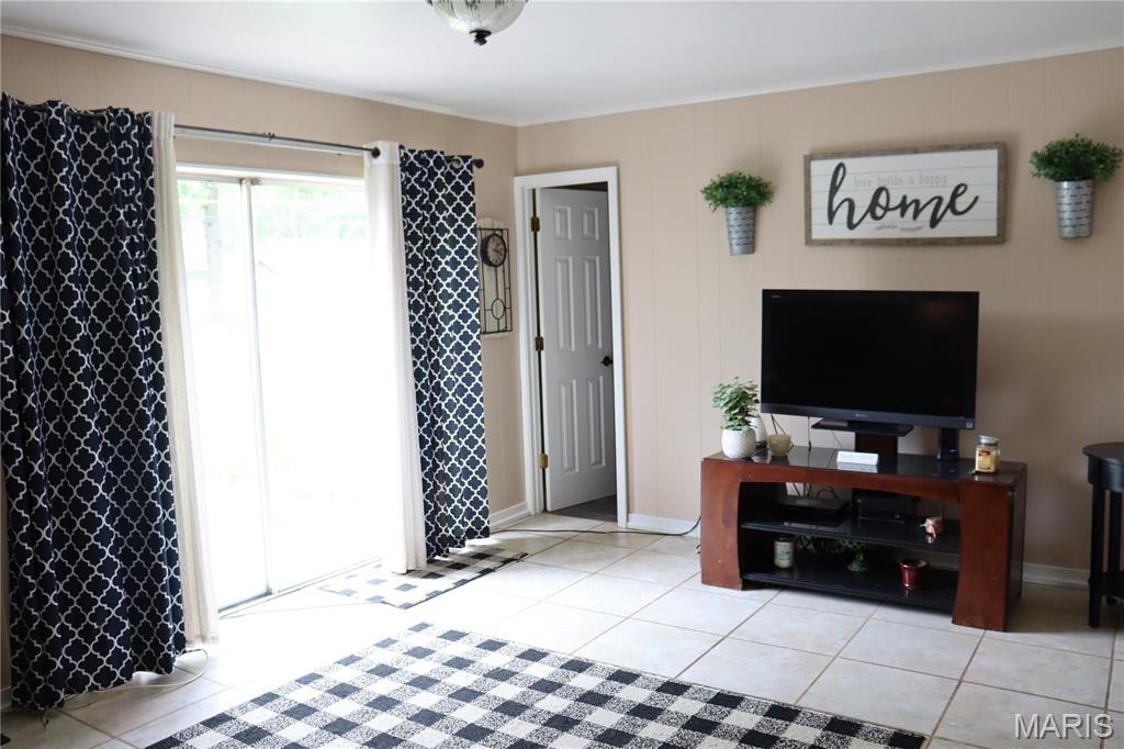 321 Todd Lane Belleville, IL 62221 - Photo 13 of 23