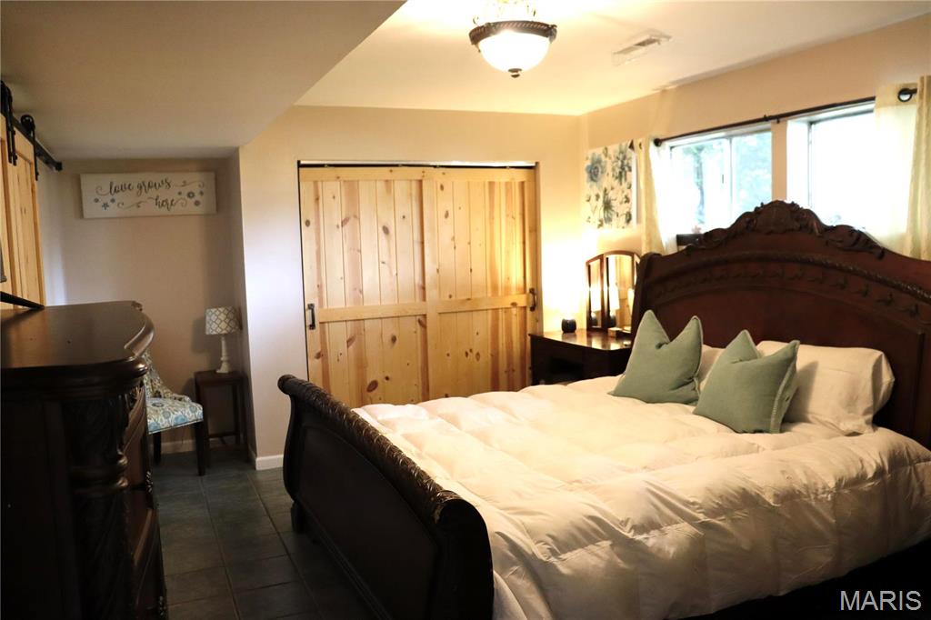 321 Todd Lane Belleville, IL 62221 - Photo 14 of 23