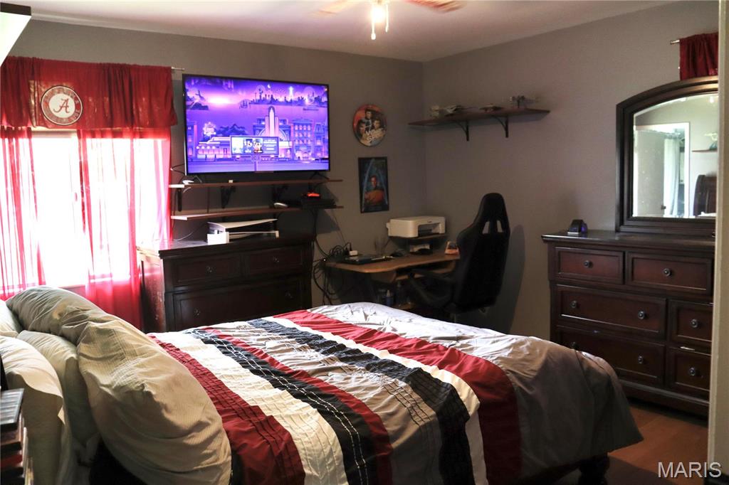 321 Todd Lane Belleville, IL 62221 - Photo 7 of 23