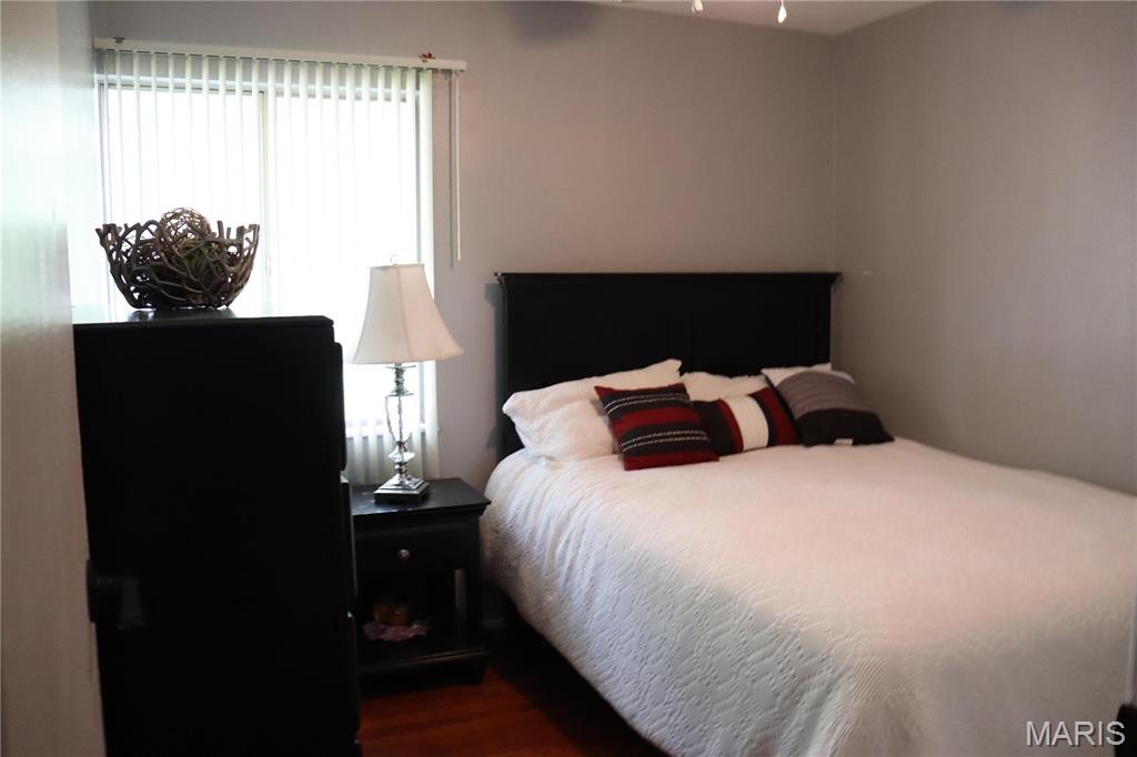 321 Todd Lane Belleville, IL 62221 - Photo 9 of 23