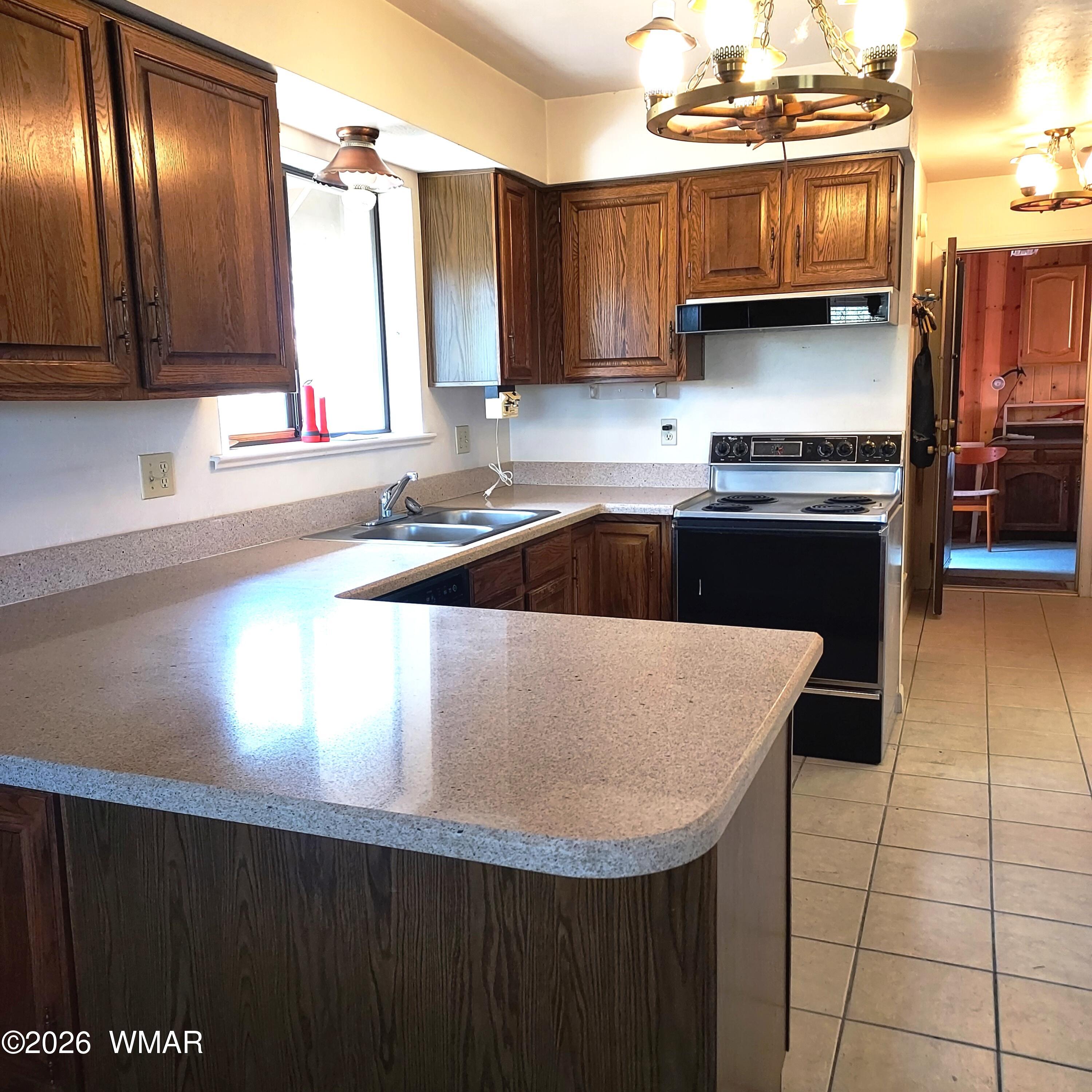 1920 Aspen Lane Overgaard, AZ 85933 - Photo 6 of 27