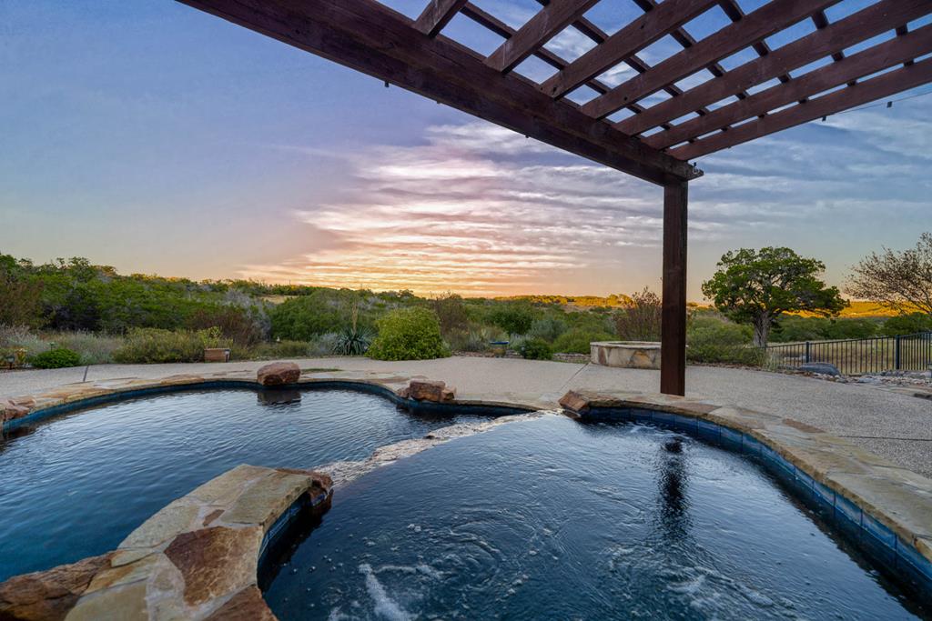 326 River Valley Road South Ingram, TX 78025 - Photo 5 of 68