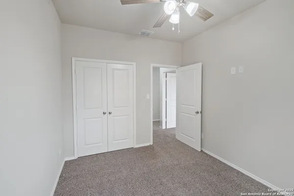 $2,100 | 9193 Dietz Elkhorn Road, Unit 35, Boerne, TX 78015