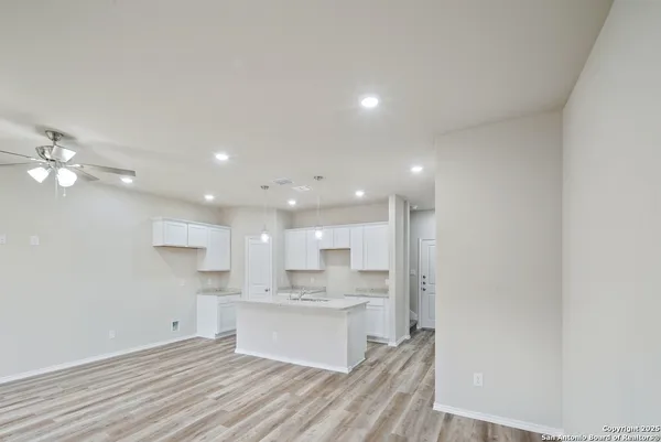 $2,100 | 9193 Dietz Elkhorn Road, Unit 35, Boerne, TX 78015