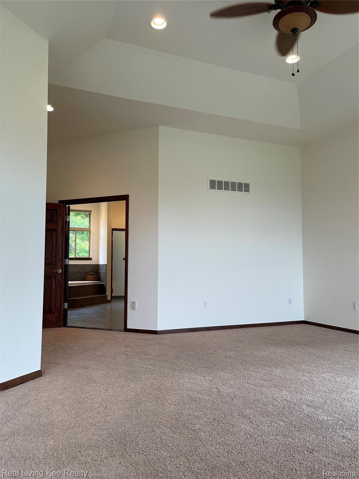 930 East Leonard Road Leonard, MI 48367 - Photo 32 of 49 leonard33.jpg