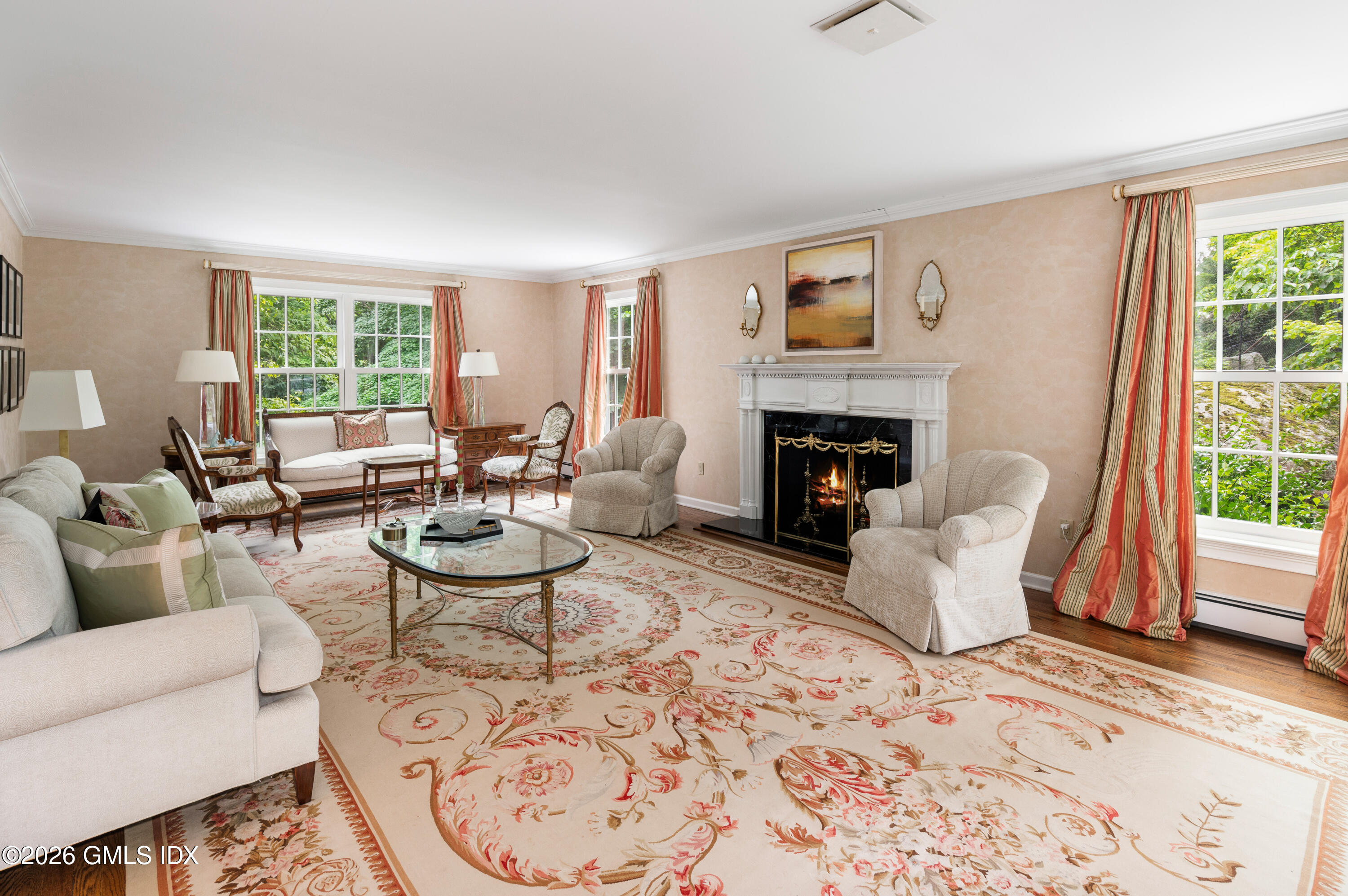 108 Perkins Road Greenwich, CT 06830 - Photo 13 of 39 11