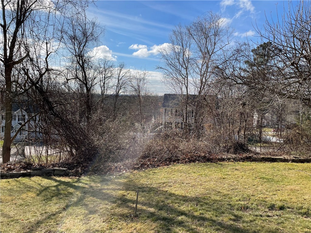 27 Oxford Road Cumberland, RI 02864 - Photo 9 of 9