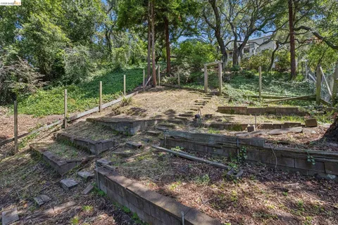$739,000 | 2380 Leimert Boulevard, Oakland, CA 94602