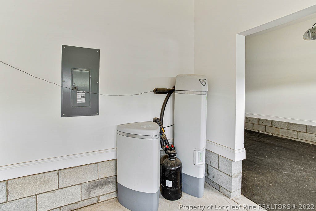 268 Turriff Way Cameron, NC 28326 - Photo 44 of 44 a bathroom with a toilet
