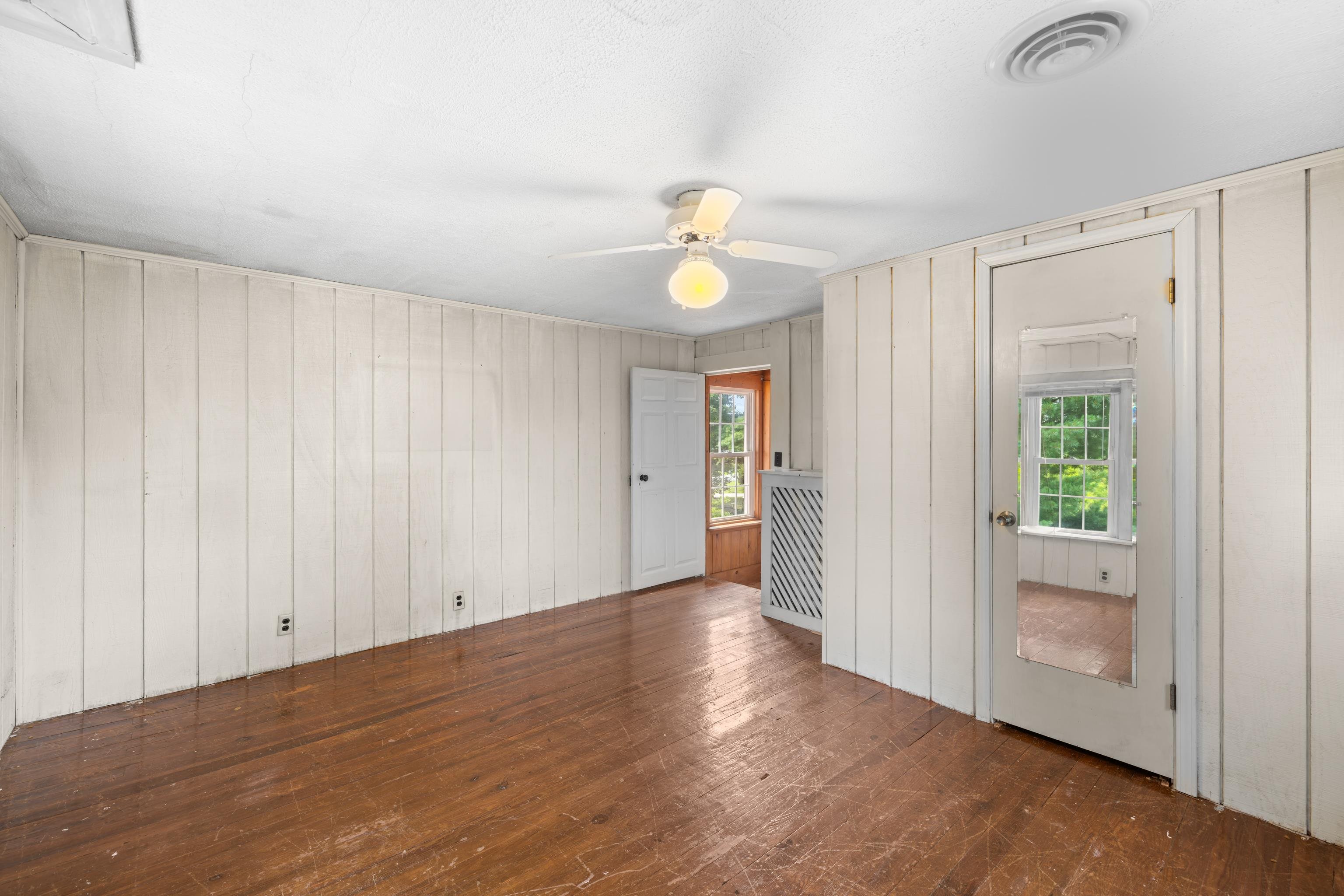 223 Cold Springs Road Stuarts Draft, VA 24477 - Photo 26 of 68 Gallery Image 26