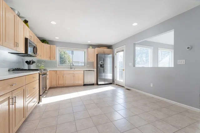 $599,999 | 140 Algonquin Trail, Unit 140, Ashland, MA 01721