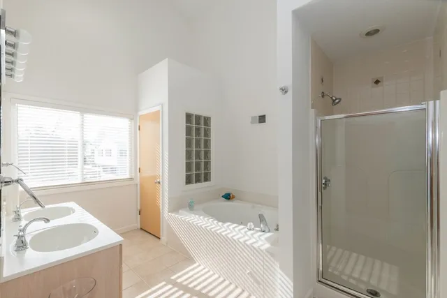 $599,999 | 140 Algonquin Trail, Unit 140, Ashland, MA 01721