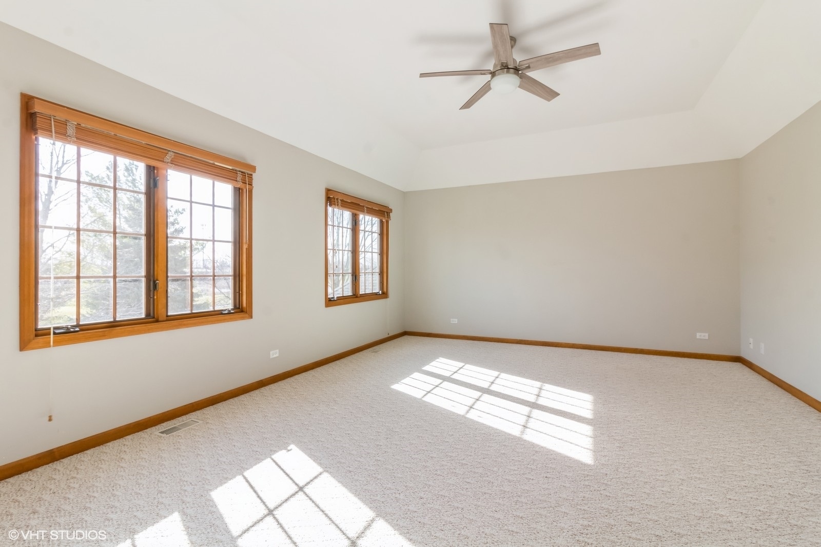 3504 White Eagle Drive Naperville, IL 60564 - Photo 12 of 22