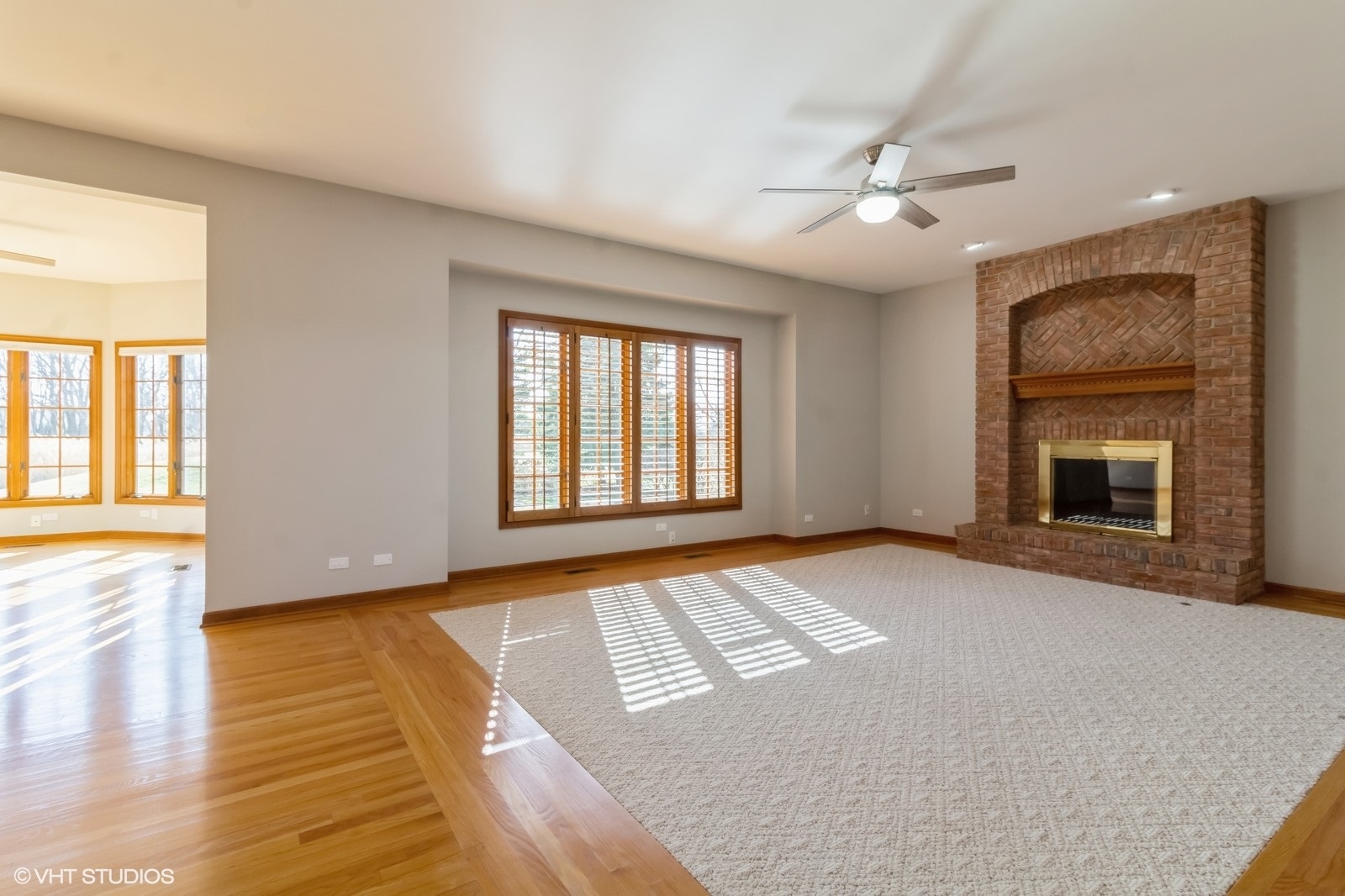 3504 White Eagle Drive Naperville, IL 60564 - Photo 6 of 22