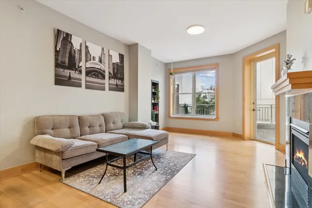 $2,450 | 333 West Mifflin Street, Unit 4090, Madison, WI 53703