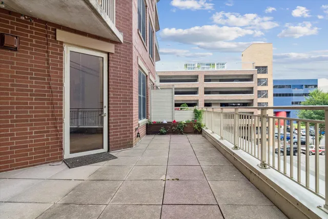 $2,450 | 333 West Mifflin Street, Unit 4090, Madison, WI 53703