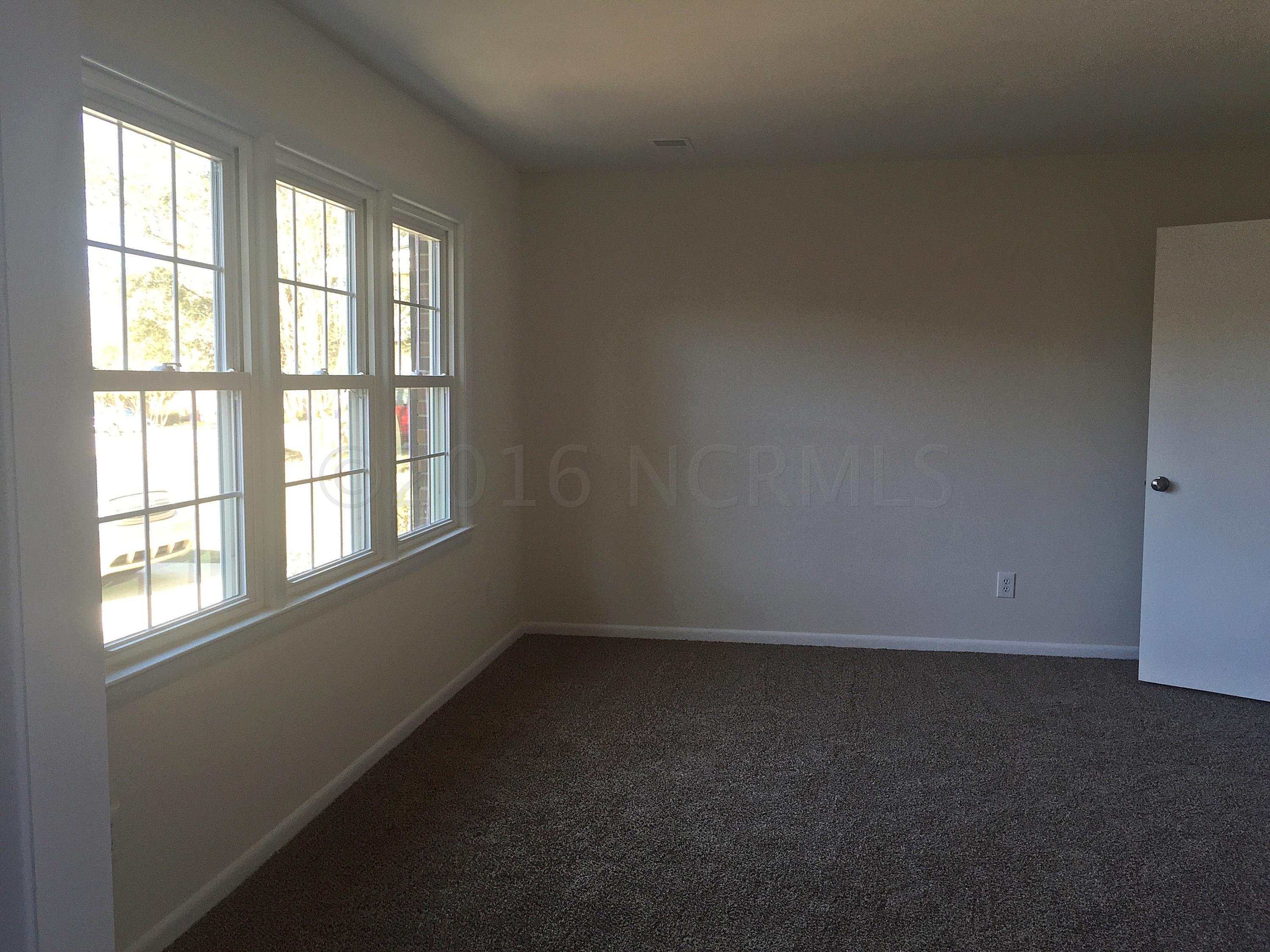 4817 Stillwell Road Wilmington, NC 28412 - Photo 4 of 23 IMG_4457