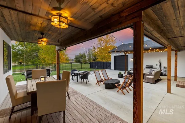 $1,875,000 | 1417 North Kcid Road, Caldwell, ID 83605